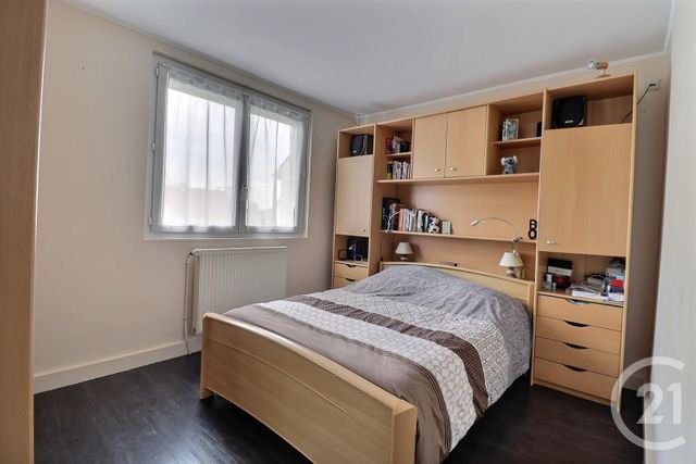 maison à vendre - 5 pièces - 151.44 m2 - TREMBLAY EN FRANCE - 93 - ILE-DE-FRANCE - Century 21 Vert-Galant