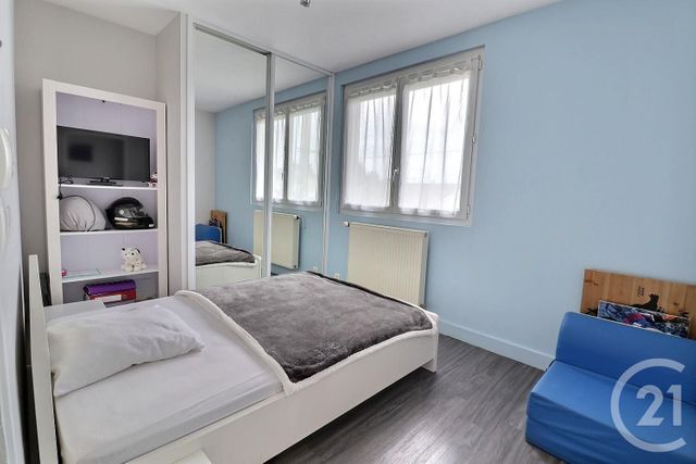 maison à vendre - 5 pièces - 151.44 m2 - TREMBLAY EN FRANCE - 93 - ILE-DE-FRANCE - Century 21 Vert-Galant