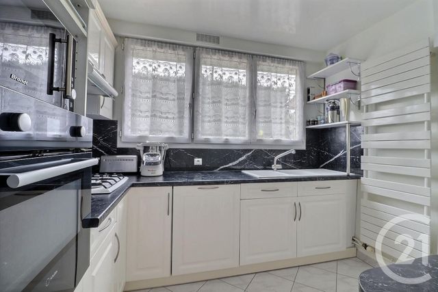 maison à vendre - 5 pièces - 151.44 m2 - TREMBLAY EN FRANCE - 93 - ILE-DE-FRANCE - Century 21 Vert-Galant