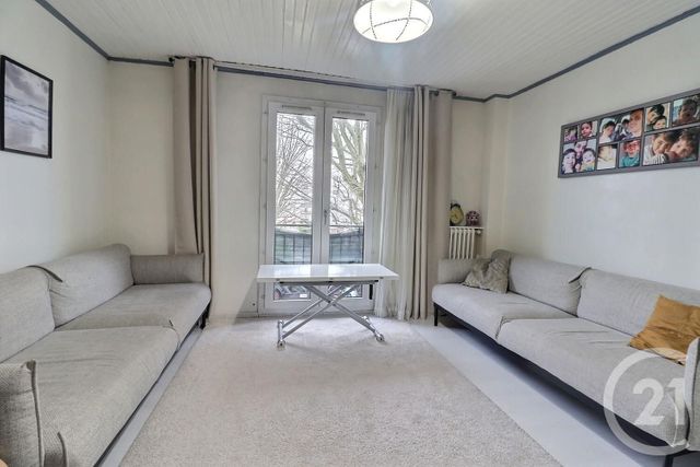 appartement à louer - 3 pièces - 50.13 m2 - VILLEPINTE - 93 - ILE-DE-FRANCE - Century 21 Vert-Galant