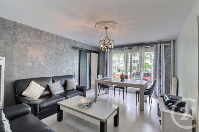appartement à vendre - 5 pièces - 92.25 m2 - TREMBLAY EN FRANCE - 93 - ILE-DE-FRANCE - Century 21 Vert-Galant