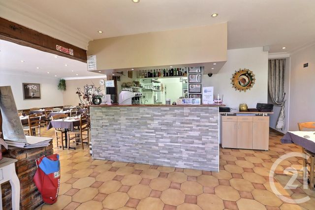 Afficher la photo en grand commerce à vendre - 117.38 m2 - MITRY MORY - 77 - ILE-DE-FRANCE - Century 21 Vert-Galant