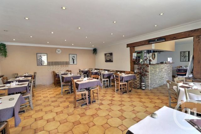 Afficher la photo en grand commerce à vendre - 117.38 m2 - MITRY MORY - 77 - ILE-DE-FRANCE - Century 21 Vert-Galant