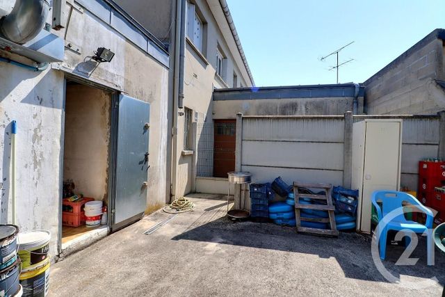 Afficher la photo en grand commerce à vendre - 117.38 m2 - MITRY MORY - 77 - ILE-DE-FRANCE - Century 21 Vert-Galant