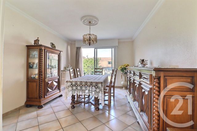 maison à vendre - 5 pièces - 110.56 m2 - TREMBLAY EN FRANCE - 93 - ILE-DE-FRANCE - Century 21 Vert-Galant